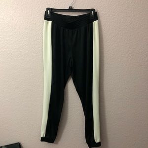 SALE!! 3/$20✨✨ BDG joggers